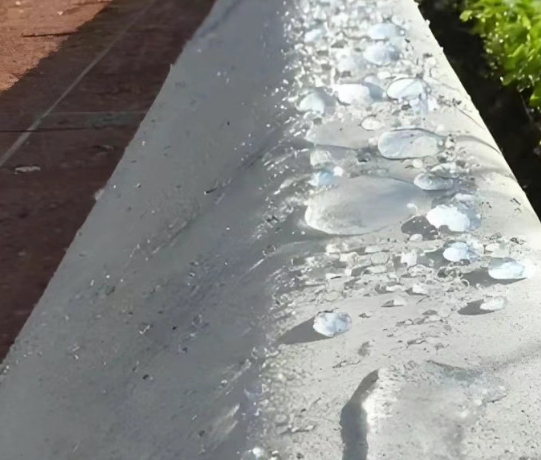 北泉镇硅烷浸渍涂料在混凝土保护中的应用